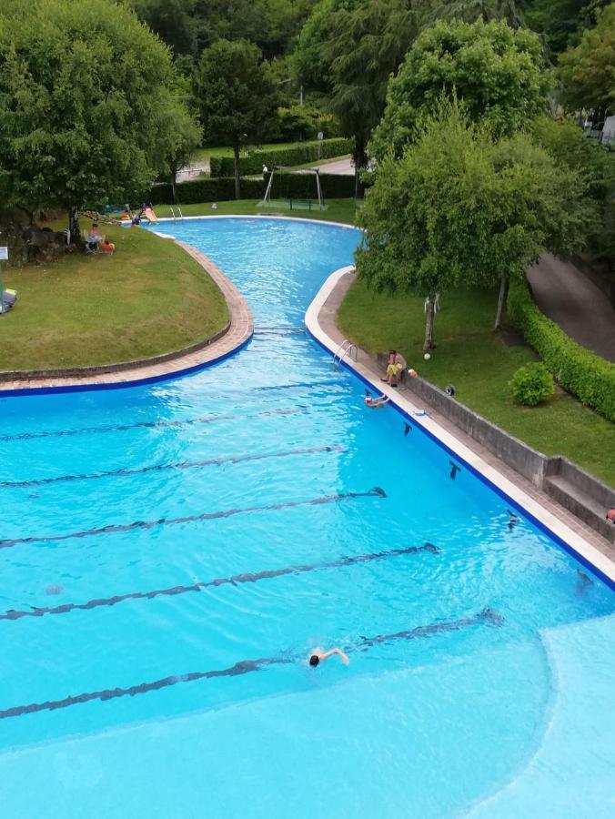 Attico With Big Terrace In Residence With Pool ヴァルブローナ エクステリア 写真
